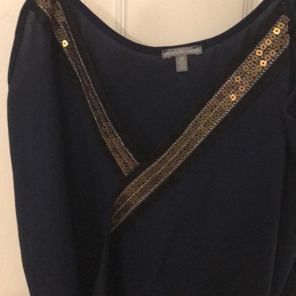 Going out top - Picture 2 of 4